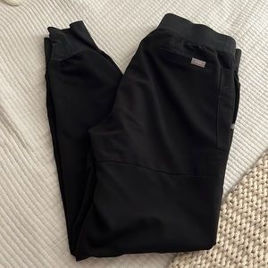 FIGS black napal tall skinny jogger pants